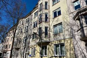 Altbaujuwel in bester Lage- Größzügige 123m² mit Balkon im Dortmunder Kaiserviertel – Die vollständige Adresse der Immobilie erhältst du vom Anbieter., 44143 Kaiserbrunnen, Dortmund – Vorschaubild 3