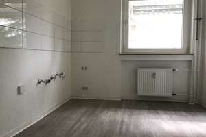 Charmante 2-Zimmer-Wohnung im EG mit Balkon und ebenerdiger Dusche! – Freisenbruchstr. 31, 45279 Freisenbruch, Essen – Vorschaubild 5
