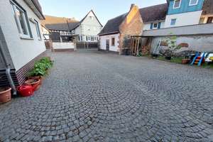 Einzigartiges, besonderes Anwesen: 1-2 FH, Scheune, Garten, Hof, Balkone – Die vollständige Adresse der Immobilie erhältst du vom Anbieter., 63695 Glauburg – Vorschaubild 52