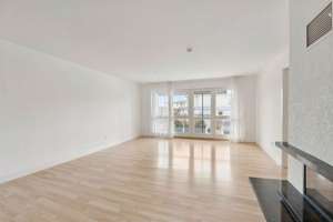 Sonnenverwöhntes Penthouse Wiesbaden Klarenthal Südausrichtung (Bauträger Dietmar Bücher) – Die vollständige Adresse der Immobilie erhältst du vom Anbieter., 65197 Klarenthal, Wiesbaden – Vorschaubild 3