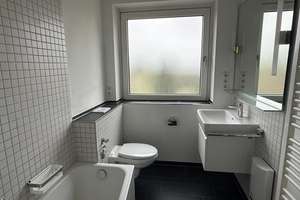 Schöne 3-Zimmer-Wohnung mit Loggia und inkl. Keller in Hamburg-Eißendorf – Strucksbarg 49, 21077 Eißendorf, Hamburg – Vorschaubild 16