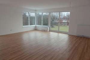 Großzügige Vier-Zimmer-Wohnung mit Küche, Stellplatz und Loggia am Stadtwerder – Die vollständige Adresse der Immobilie erhältst du vom Anbieter., 28199 Alte Neustadt, Bremen – Vorschaubild 12