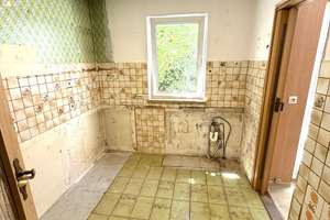 Renovierungsbedürftiges Reihenmittelhaus- sofort frei – Die vollständige Adresse der Immobilie erhältst du vom Anbieter., 81677 Parkstadt, München – Vorschaubild 6