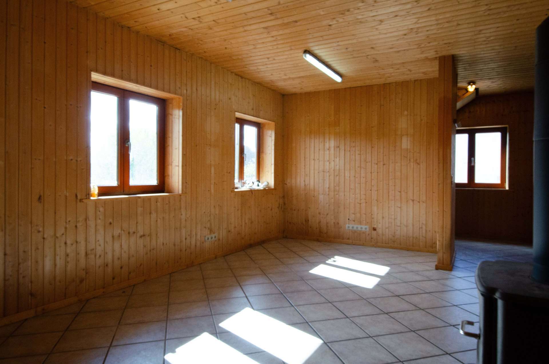Immobilie in Brücken - Gemütliches Holzhaus mit Garten – ideal als Ferienhaus oder fester Wohnsitz in Brücken - Bild 2