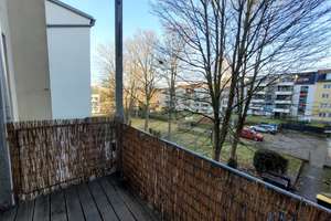 Gablenz * 3 Zimmer * Balkon * Frei ab sofort – Reineckerstraße 17, 9126 Gablenz, Chemnitz – Vorschaubild 1