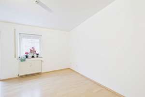 Geräumiges Appartement mit Balkon & TG-Stellplatz – Die vollständige Adresse der Immobilie erhältst du vom Anbieter., 93152 Nittendorf – Vorschaubild 2