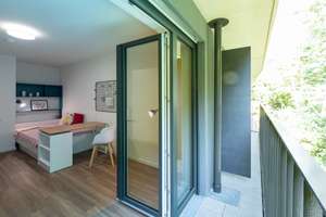 Voll möbliertes Studentenappartement mit Balkon, Duschbad und Küche in bester Lage am Lousberg. – Nizzaallee 34, 52072 Ponttor, Aachen – Vorschaubild 3