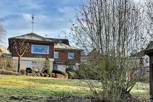 Wohnen in schöner Eifellandschaft. Winkelbungalow mit Doppelgarage
 – Die vollständige Adresse der Immobilie erhältst du vom Anbieter., 56729 Langscheid – Vorschaubild 13