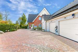 Exklusives Wohnen auf höchstem Niveau – Die vollständige Adresse der Immobilie erhältst du vom Anbieter., 21762 Otterndorf – Vorschaubild 2