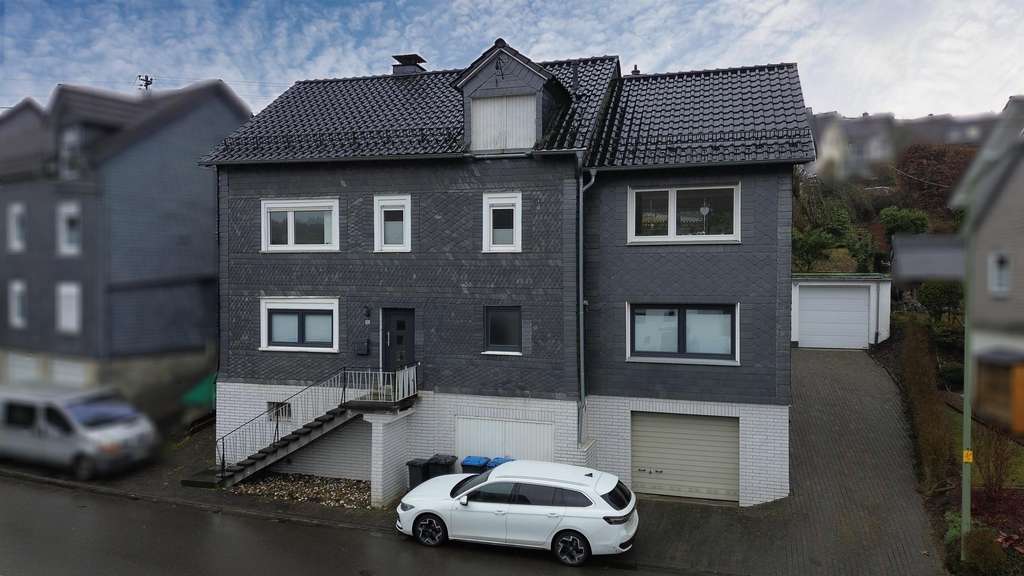 Immobilie in Wilnsdorf - Eigentum oder Vermietung? Bezugsfreie Wohnung in Oberdielfen - Bild 0