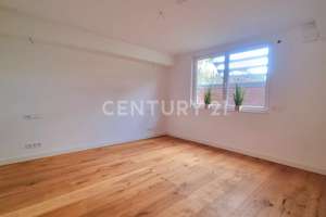 Property thumbnail 13