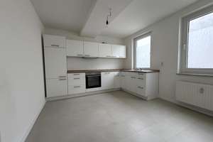 3 Zimmer-DG-Maisonette-Wohnung mit Lift, EBk und Balkon in Magdeburg zu vermieten – Breiter Weg 226, 39104 Altstadt, Magdeburg – Vorschaubild 6