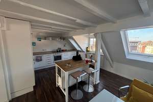 Individuelle Dachgeschoss Maisonette Wohnung mit wunderschönen Sonnenbalkon und Weitblick – Belsenstrasse 9, 40545 Oberkassel, Düsseldorf – Vorschaubild 3
