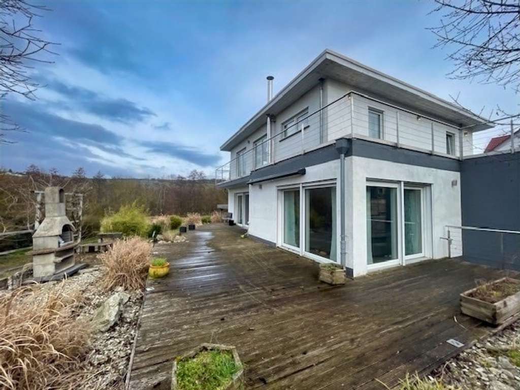 Immobilie in Zellertal -  Moderne Stadtvilla mit Garten, Dachterrasse & separatem Büro
 - Bild 4