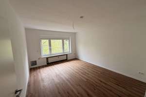 Erstbezug nach Sanierung | Helle 3-Zimmer-Wohnung mit Balkon und zusätzlichem Mansardenraum – Ruhrallee 26, 45138 Südostviertel, Essen – Vorschaubild 10