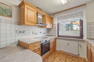 Charmantes 2-Familienhaus mit ausgebautem Dachgeschoss, Garten und Garage in ruhiger Lage – Die vollständige Adresse der Immobilie erhältst du vom Anbieter., 73249 Wernau (Neckar) – Vorschaubild 10