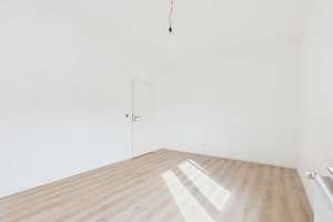 Frisch saniert und sofort bezugsfrei: moderne 3,5-Zimmer-Wohnung in Essen-Frohnhausen – Berliner Straße 145, 45144 Frohnhausen, Essen – Vorschaubild 2