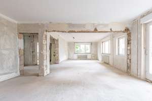 Familienfreundliche Doppelhaushälfte mit großem Grundstück und Potenzial
Ruhige Stadtlage, viel Woh – Die vollständige Adresse der Immobilie erhältst du vom Anbieter., 76131 Rintheim, Karlsruhe – Vorschaubild 3