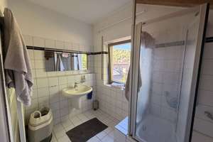 Exklusives Architektenhaus mit Einliegerwohnung in Bestlage - Achalm – Die vollständige Adresse der Immobilie erhältst du vom Anbieter., 72766 Reutlingen-Mitte, Reutlingen – Vorschaubild 17