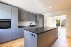 Architektur, Charme und Wohnqualität – Exklusive Immobilie in Köln-Müngersdorf – Die vollständige Adresse der Immobilie erhältst du vom Anbieter., 50933 Müngersdorf, Köln – Vorschaubild 21