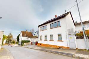 Gepflegtes Einfamilienhaus mit Hof, Terrasse und Garage zum Kauf in Münster-Sarmsheim – 55424 Münster-Sarmsheim – Vorschaubild 2