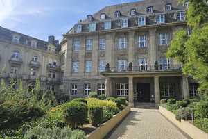 Exceptional apartment in the Kaiser-Friedrich-Therme, in the heart of Wbd. – Wiesbaden – Vorschaubild 2