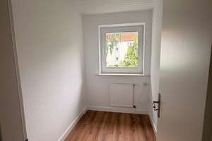 Renovierte 3,5-Zimmer-Wohnung mit Balkon in Hannover-Döhren – Die vollständige Adresse der Immobilie erhältst du vom Anbieter., 30519 Döhren, Hannover – Vorschaubild 9