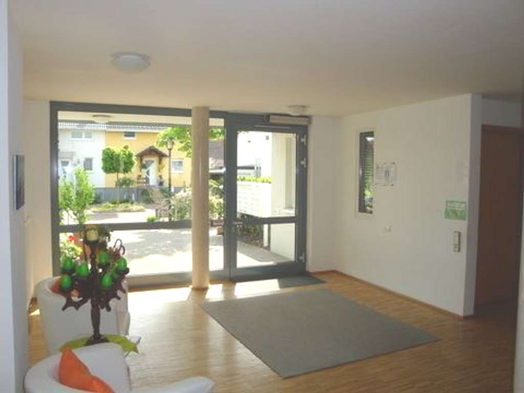 Immobilie in Hambrücken - NEU! Bezugsfreie 2 ZKB-ETW mit Loggia im "Betreuten Wohnen" in Hambrücken (2.OG)  - Bild 2