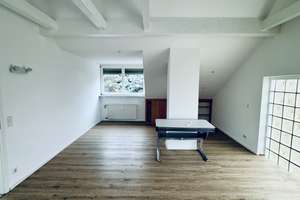 Großzügige Maisonette mit Terrasse, Garten & Kamin – Wohnen auf zwei Ebenen in Heilbronn-Böckingen – Die vollständige Adresse der Immobilie erhältst du vom Anbieter., 74080 Böckingen, Heilbronn – Vorschaubild 24