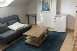 Alltagstaugliche möblierte 3-Zimmer-Wohnung in Würzburg – 97084 Heidingsfeld, Würzburg – Vorschaubild 4