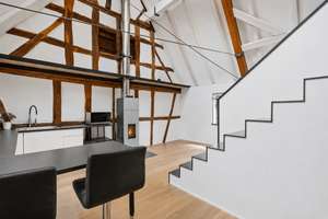 Außergewöhnliche Maisonettewohnung im historischen Hofensemble