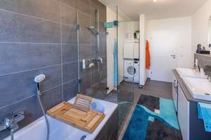 - Hochwertige und moderne 4-Zimmer Wohnung mit Privatgarten und Südterrasse -  SR-OST - – Die vollständige Adresse der Immobilie erhältst du vom Anbieter., 94315 Kernstadt, Straubing – Vorschaubild 12