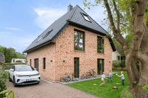 Neubau Einfamilienhaus mit 207 m²  Wohnfläche und 7 Zimmern in Bestlage