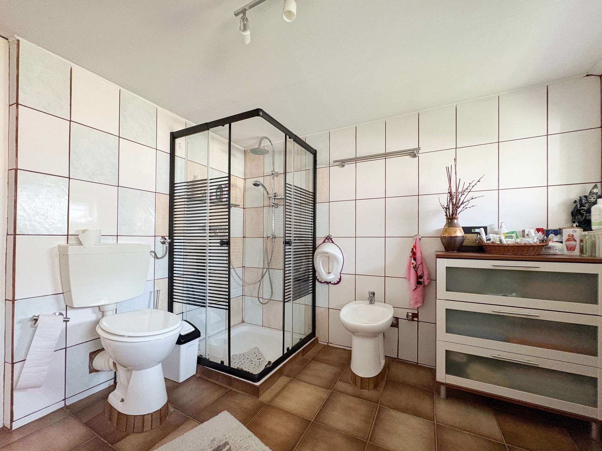 Immobilie in Daaden - Solide Doppelhaushälfte mit mediterranem Gartenflair 
in zentraler Lage! - Bild 4