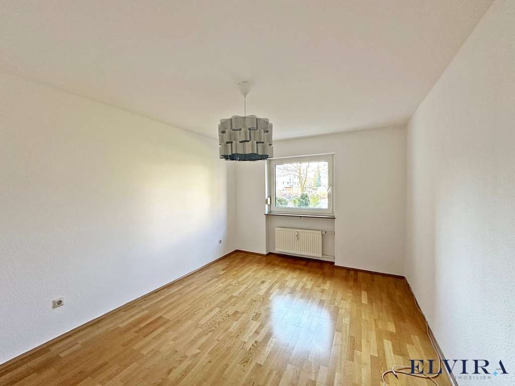 Immobilie in Haar - ELVIRA - Haar, schöne und gut geschnittene 2,5-Zimmer-Erdgeschosswohnung mit Balkon und TG-Stellplat - Bild 3