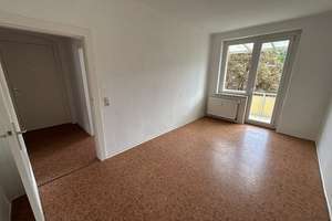 Geräumige 2-Zimmer-Wohnung mit Balkon sucht Nachmieter! – Eickendorfer Str. 8, 39122 Fermersleben, Magdeburg – Vorschaubild 4