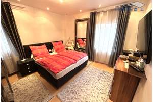 Luxuriöses Familiendomizil mit Doppelgarage und großzügigem Grundstück im eleganten Design – Die vollständige Adresse der Immobilie erhältst du vom Anbieter., 86830 Schwabmünchen – Vorschaubild 11