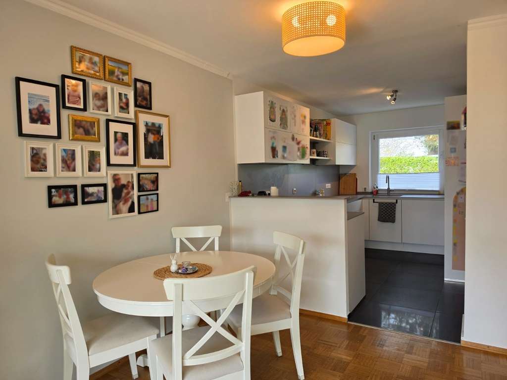 Immobilie in Putzbrunn - Familientraum: modernisiertes Reihenhaus in Putzbrunn-Waldkolonie - Bild 4