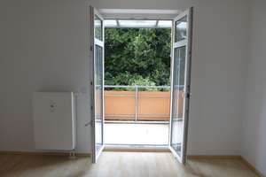 Das ist ja ne Hübsche! - 2-Raum mit Balkon und Laminat in toller Lage – Frühlichtweg 1, 9127 Gablenz, Chemnitz – Vorschaubild 5