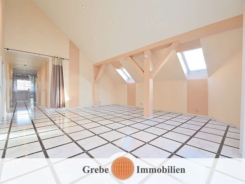 Immobilie in Fürstenwalde/Spree - Absolut hochwertiges Zweifamilienhaus mit 3 Bädern und Vollkeller! - Bild 8