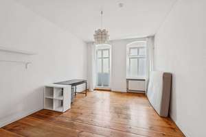 GRÜNDERZEIT-ALTBAUWOHNUNG MIT 2 BALKONEN, AUFZUG UND ENERGIEEFFIZIENZKLASSE B IN BESTLAGE – Liebigstraße 36, 10247 Friedrichshain, Berlin – Vorschaubild 10