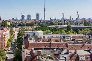 Top-Lage Prenzlauer Berg mit Blick über Berlin: Penthouse mit 60 m² großer Dachterrasse – Die vollständige Adresse der Immobilie erhältst du vom Anbieter., 10437 Prenzlauer Berg, Berlin – Vorschaubild 4