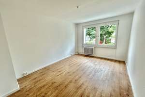 Wunderschöne 4 - Raumwohnung in Top Lage mit Einbauküche und Balkon – 39110 Stadtfeld West, Magdeburg – Vorschaubild 5