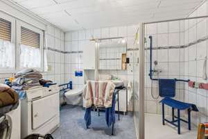 Charmantes Einfamilienhaus mit viel Platz und großem Grundstück in Laubach-Ruppertsburg! – Die vollständige Adresse der Immobilie erhältst du vom Anbieter., 35321 Laubach – Vorschaubild 7