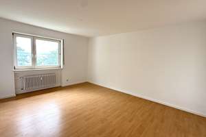 Exklusive 5-Zimmer-Wohnung in Kassel mit großzügiger Wohnfläche!
 – Die vollständige Adresse der Immobilie erhältst du vom Anbieter., 34125 Fasanenhof, Kassel – Vorschaubild 5