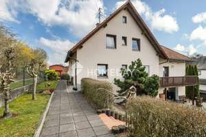 EFH mit Einliegerwohnung und großzügigem Grundstück in ruhiger Lage – Die vollständige Adresse der Immobilie erhältst du vom Anbieter., 86447 Aindling – Vorschaubild 2