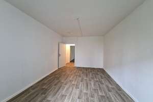 Gratis 300€ Gutschein bis 31.01.2026***Frisch renovierte 1-Zimmer-Wohnung mit Wannenbad! – Deiwitzweg 44, 4207 Lausen-Grünau, Leipzig – Vorschaubild 2