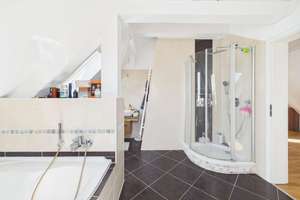 Einzigartiges Wohnerlebnis in Hannover-Ricklingen: Galerie-Traum mit Kamin und Dachterrasse – Die vollständige Adresse der Immobilie erhältst du vom Anbieter., 30459 Oberricklingen, Hannover – Vorschaubild 8