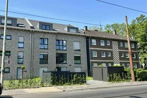 Fast neu in Fischeln: 3-Zimmer DG-Wohnung mit Süd-Terrasse, Aufzug, Erdwärmpume & Fußbodenheizung – Kölner Straße 337, 47807 Fischeln, Krefeld – Vorschaubild 2