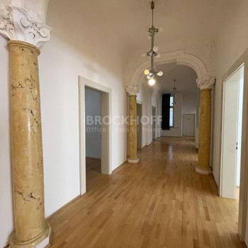 Südviertel | Helle Bürofläche in charmantem Altbau | 230 - 690 m² | zentrale Lage | ab 9 EUR